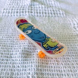 Vintage 1990’s Pro-Gear Finger Board